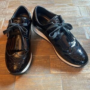 Longchamp Patent Leather Kilte Sneakers🖤